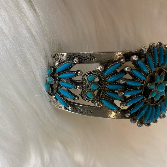 Blue and Silver Floral Women's Bracelet - Picture 2 of 6